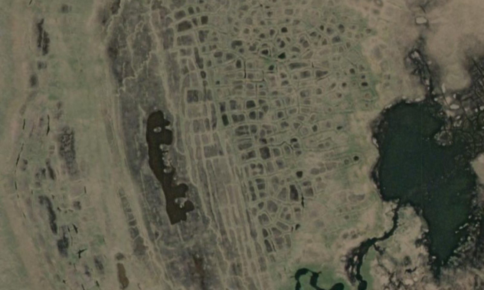 satellite_image_lakebasins_low-center